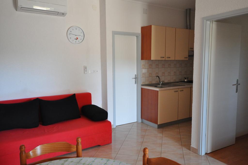 Apartments Majda Umag Eksteriør bilde